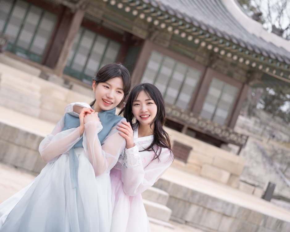 [Seoul] Professional Snap Photo experience capturing memories of Gyeongbokgung Palace