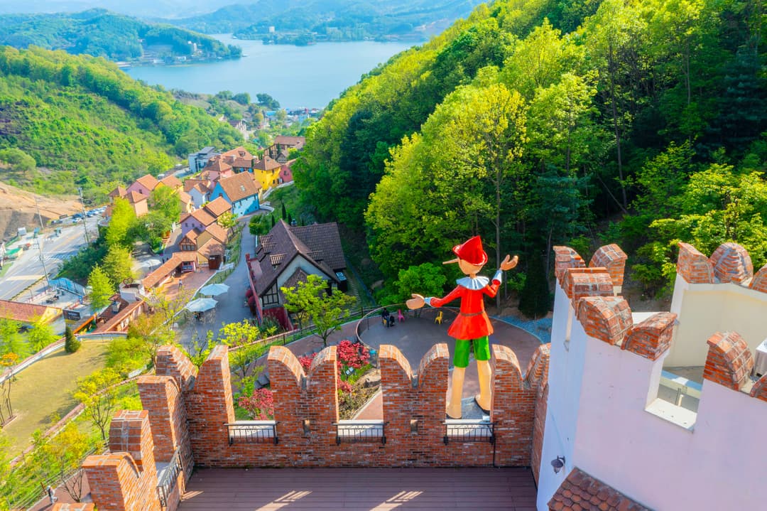 [Gyeonggi] France and Italy in one go! Petite France & Italian Village Discounted Admission Ticket