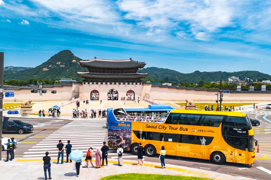 [City Tour Bus] Dongdaemun Yellow Balloon City Tour Bus – Traditional Culture Course (Daytime Ticket)