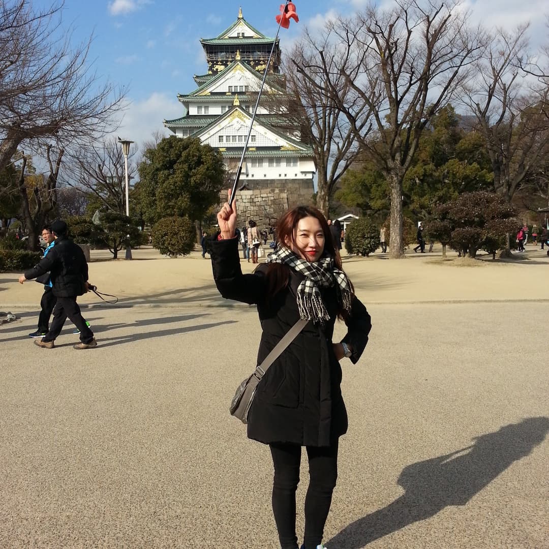 Yoo Myunghee (English/Japanese/Chinese Guide)