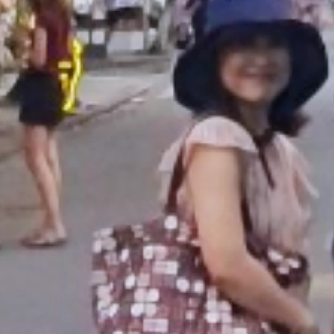 Hong Hee-jung (Japanese/Vietnamese Guide)