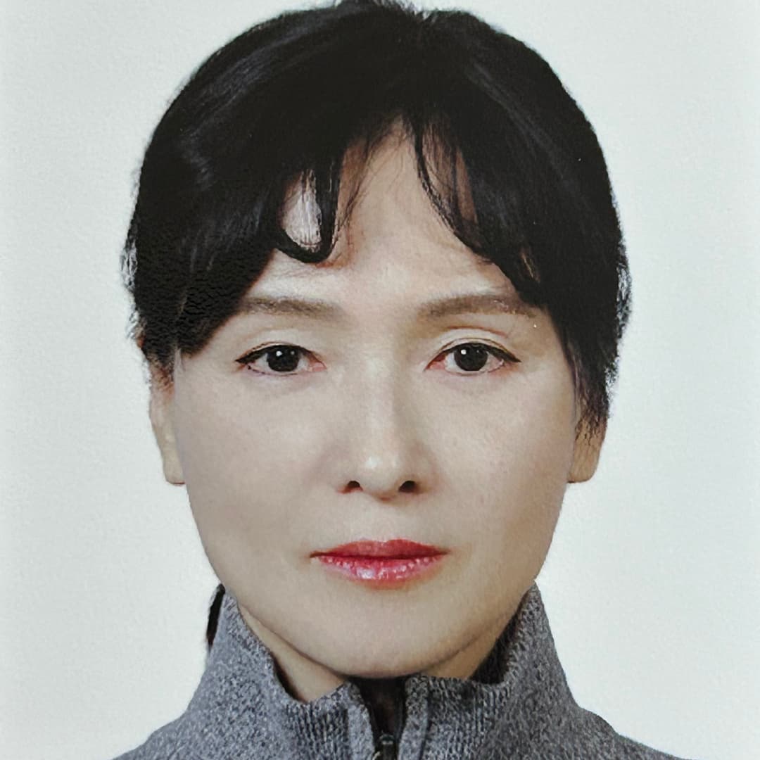 Jang Hyeong-uk (English/Japanese Guide)